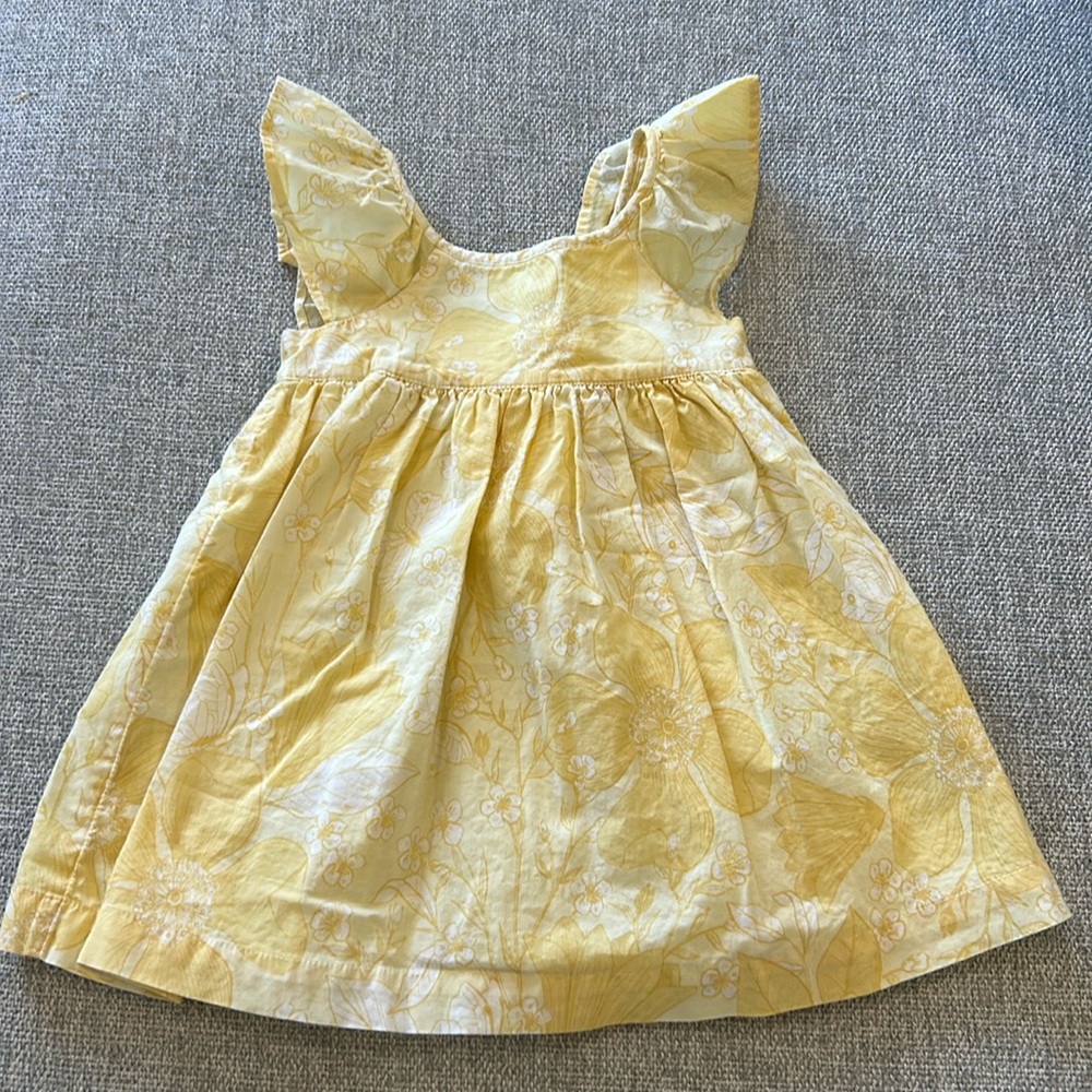 Yellow floral baby Gap dress. Size 18-24mo